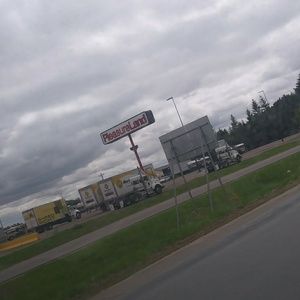 Meet your Posher, Lily